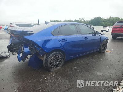 Trzecie zdjęcie samochodu z tyłu: 2021 KIA FORTE LXS VIN:3KPF24ADXME347443 - miniatura