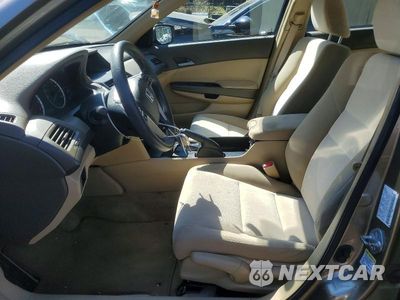 Zdjęcie 7 z 12 samochodu: 2009 HONDA ACCORD LX VIN:1HGCP26399A054153 - miniatura