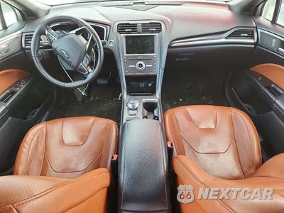 Zdjęcie 8 z 12 samochodu: 2020 FORD FUSION TITANIUM VIN:3FA6P0D94LR128153 - miniatura