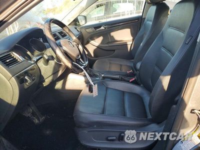 Zdjęcie 7 z 12 samochodu: 2017 VOLKSWAGEN JETTA SEL VIN:3VWL17AJ3HM331476 - miniatura