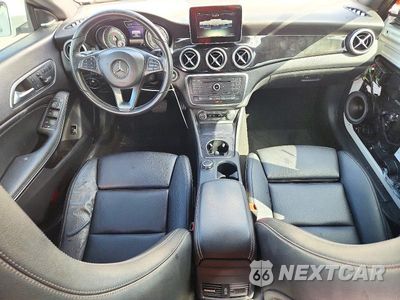 Zdjęcie 8 z 13 samochodu: 2016 MERCEDES-BENZ CLA 250 4MATIC VIN:WDDSJ4GB3GN369202 - miniatura