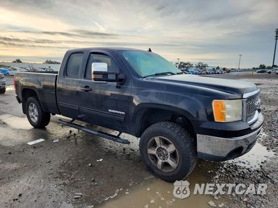 Czwarte zdjęcie samochodu z boku: 2012 GMC SIERRA K1500 SLT VIN:1GTR2WE78CZ221940 - miniatura