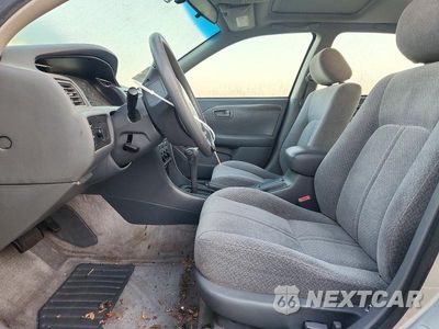 Zdjęcie 7 z 12 samochodu: 2000 TOYOTA CAMRY LE VIN:JT2BG22K7Y0469198 - miniatura