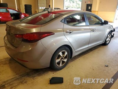 Trzecie zdjęcie samochodu z tyłu: 2014 HYUNDAI ELANTRA SE VIN:5NPDH4AE0EH506417 - miniatura