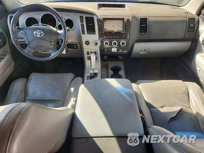 Zdjęcie 8 z 12 samochodu: 2008 TOYOTA SEQUOIA PLATINUM VIN:5TDBY67A78S018488 - miniatura