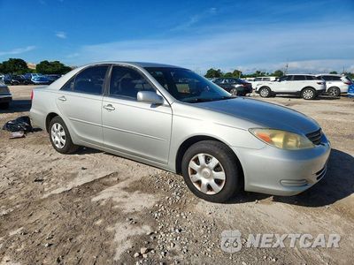 Czwarte zdjęcie samochodu z boku: 2003 TOYOTA CAMRY LE VIN:4T1BE32K43U788199 - miniatura