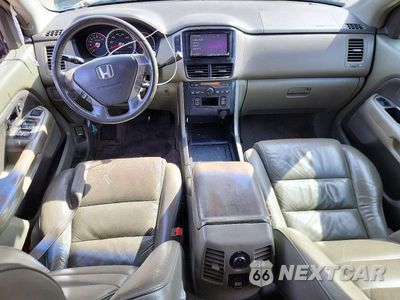 Zdjęcie 8 z 13 samochodu: 2006 HONDA PILOT EX VIN:5FNYF28536B042072 - miniatura