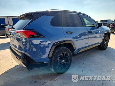 Trzecie zdjęcie samochodu z tyłu: 2025 TOYOTA RAV4 XSE VIN:JTME6RFV5SJ092327 - miniatura