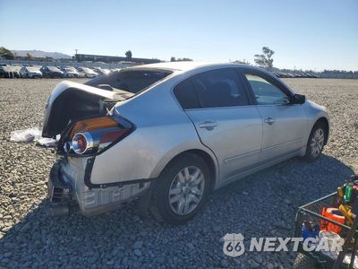 Trzecie zdjęcie samochodu z tyłu: 2012 NISSAN ALTIMA 2.5 VIN:1N4AL2AP4CC123134 - miniatura