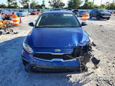 Piąte zdjęcie samochodu w środku: 2019 KIA FORTE S VIN:3KPF34AD9KE063148 - miniatura
