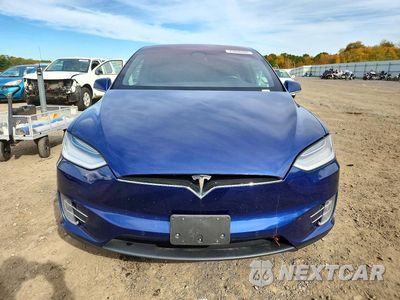 Piąte zdjęcie samochodu w środku: 2020 TESLA MODEL X VIN:5YJXCBE2XLF305961 - miniatura