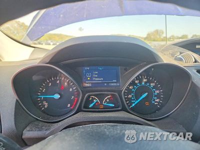 Zdjęcie 9 z 13 samochodu: 2015 FORD ESCAPE SE VIN:1FMCU0G70FUA01876 - miniatura