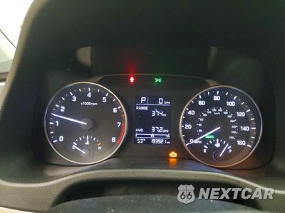 Zdjęcie 9 z 12 samochodu: 2017 HYUNDAI ELANTRA SE VIN:KMHD74LF9HU096988 - miniatura