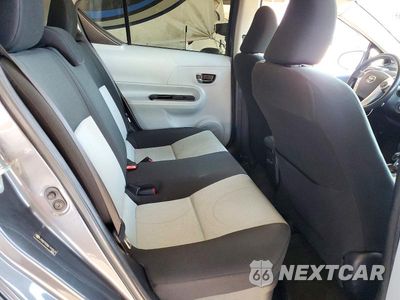 Zdjęcie 10 z 12 samochodu: 2014 TOYOTA PRIUS C TWO VIN:JTDKDTB36E1570575 - miniatura