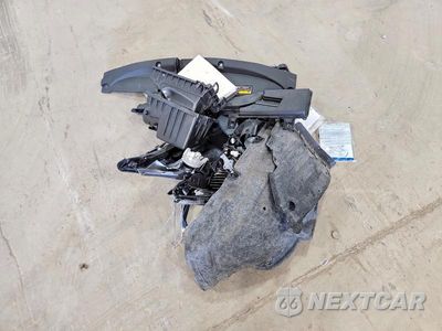 Zdjęcie 12 z 13 samochodu: 2026 TOYOTA COROLLA XSE VIN:JTNC4MBE9T3263393 - miniatura