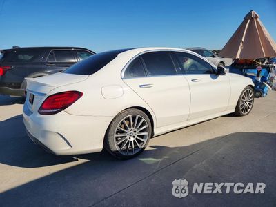 Trzecie zdjęcie samochodu z tyłu: 2019 MERCEDES-BENZ C 300 VIN:55SWF8DB3KU301478 - miniatura