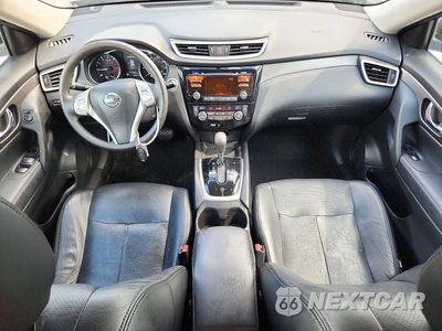 Zdjęcie 8 z 14 samochodu: 2015 NISSAN ROGUE SV VIN:5N1AT2MT9FC895955 - miniatura