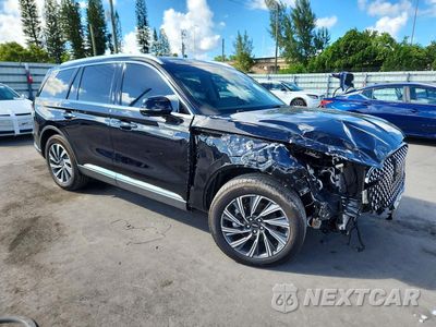 Czwarte zdjęcie samochodu z boku: 2025 LINCOLN AVIATOR VIN:5LM5J6WC2SGL15957 - miniatura