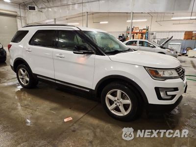 Czwarte zdjęcie samochodu z boku: 2017 FORD EXPLORER XLT VIN:1FM5K8D84HGE26531 - miniatura