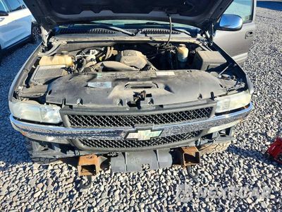 Zdjęcie 11 z 13 samochodu: 2002 CHEVROLET SILVERADO K2500 HEAVY DUTY VIN:1GCHK29U02E269992 - miniatura