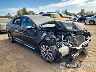 Czwarte zdjęcie samochodu z boku: 2015 HYUNDAI SONATA SPORT VIN:5NPE34AF4FH135114 - miniatura