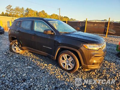 Czwarte zdjęcie samochodu z boku: 2022 JEEP COMPASS LATITUDE VIN:3C4NJDBB9NT205867 - miniatura