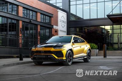 Drugie zdjęcie samochodu z przodu: 2019 LAMBORGHINI URUS VIN:ZPBUA1ZL5KLA02127 - miniatura