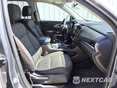 Zdjęcie 14 z 14 samochodu: 2019 CHEVROLET TRAVERSE LS VIN:1GNERFKW4KJ166137 - miniatura