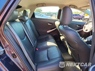 Zdjęcie 10 z 12 samochodu: 2011 TOYOTA PRIUS THREE VIN:JTDKN3DUXB0319076 - miniatura