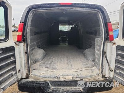 Zdjęcie 10 z 13 samochodu: 2008 CHEVROLET EXPRESS 2500 CARGO DELIVERY VAN VIN:1GCGG29C081120308 - miniatura