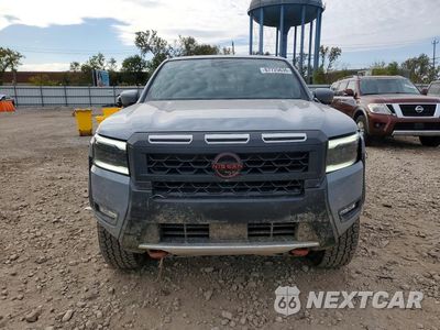 Piąte zdjęcie samochodu w środku: 2026 NISSAN FRONTIER PRO-4X VIN:1N6ED1EK9TN646524 - miniatura