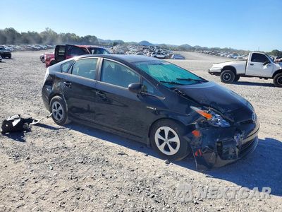Czwarte zdjęcie samochodu z boku: 2014 TOYOTA PRIUS THREE VIN:JTDKN3DU0E0379906 - miniatura