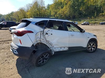 Trzecie zdjęcie samochodu z tyłu: 2021 KIA SELTOS EX VIN:KNDERCAA0M7184177 - miniatura