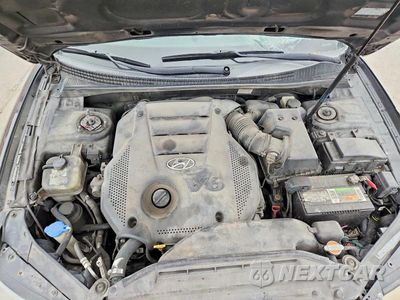 Zdjęcie 11 z 12 samochodu: 2009 HYUNDAI AZERA LIMITED VIN:KMHFC46FX9A381590 - miniatura