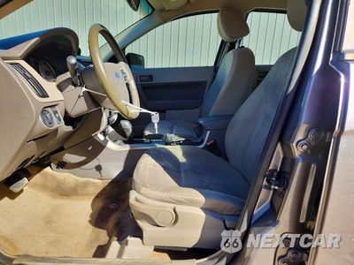 Zdjęcie 7 z 12 samochodu: 2010 FORD FOCUS SE VIN:1FAHP3FN2AW240190 - miniatura