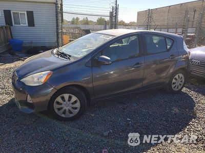 2013 TOYOTA PRIUS C TWO JTDKDTB33D1549813 - główne zdjęcie licytacji z USA - miniatura