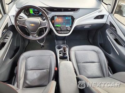 Zdjęcie 8 z 12 samochodu: 2017 CHEVROLET BOLT EV PREMIER VIN:1G1FX6S00H4130413 - miniatura