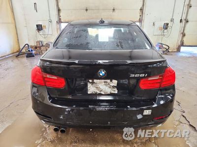 Zdjęcie 6 z 12 samochodu: 2013 BMW 328 I VIN:WBA3A5C58DF359840 - miniatura