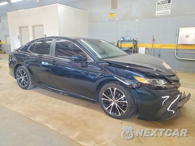 Czwarte zdjęcie samochodu z boku: 2019 TOYOTA CAMRY SE VIN:4T1B11HK0KU757201 - miniatura