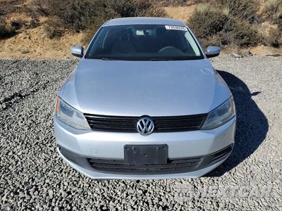Piąte zdjęcie samochodu w środku: 2011 VOLKSWAGEN JETTA SE VIN:3VWDX7AJ2BM327624 - miniatura