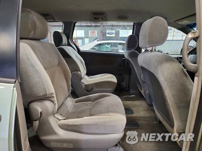 Zdjęcie 11 z 13 samochodu: 2007 TOYOTA SIENNA CE 8-PASSENGER VIN:5TDZK23C97S049448 - miniatura