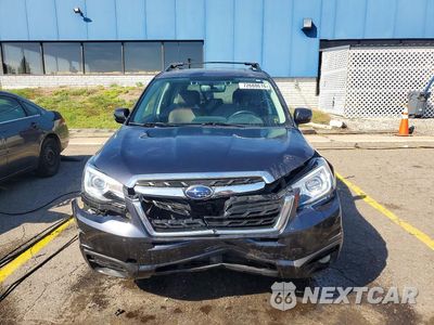 Piąte zdjęcie samochodu w środku: 2017 SUBARU FORESTER 2.5I TOURING VIN:JF2SJAWC8HH804493 - miniatura