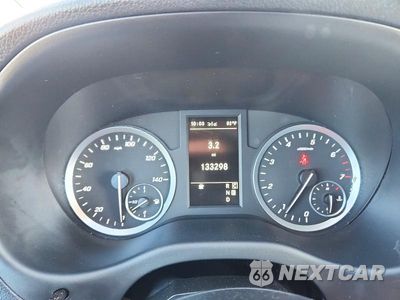 Zdjęcie 9 z 13 samochodu: 2022 MERCEDES-BENZ METRIS VIN:W1YV0CEY7N3987316 - miniatura