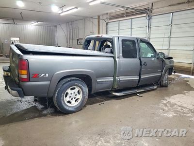 Trzecie zdjęcie samochodu z tyłu: 2001 CHEVROLET SILVERADO K1500 VIN:2GCEK19T411378167 - miniatura