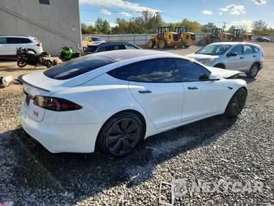 Trzecie zdjęcie samochodu z tyłu: 2022 TESLA MODEL S VIN:5YJSA1E64NF473708 - miniatura