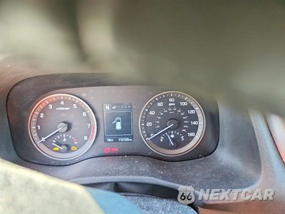 Zdjęcie 9 z 12 samochodu: 2016 HYUNDAI TUCSON LIMITED VIN:KM8J3CA26GU243226 - miniatura