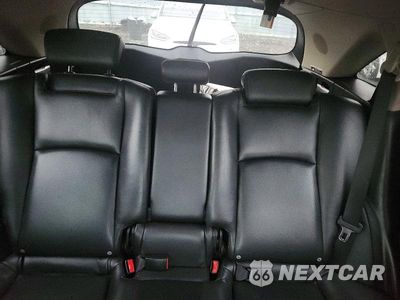 Zdjęcie 10 z 13 samochodu: 2006 INFINITI FX35 BASE VIN:JNRAS08W96X202469 - miniatura