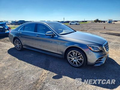Czwarte zdjęcie samochodu z boku: 2020 MERCEDES-BENZ S 560 VIN:WDDUG8DBXLA514370 - miniatura