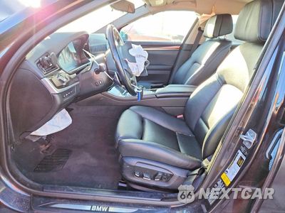 Zdjęcie 7 z 12 samochodu: 2014 BMW 550 XI VIN:WBAKP9C5XED693401 - miniatura
