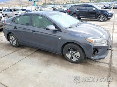 Czwarte zdjęcie samochodu z boku: 2018 HYUNDAI IONIQ BLUE VIN:KMHC65LC8JU091507 - miniatura